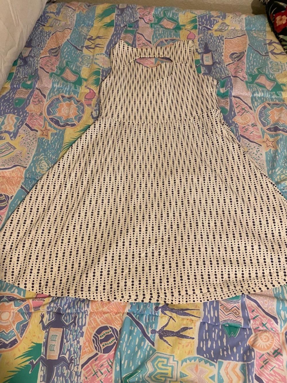 Dress - Picture 2 of 2